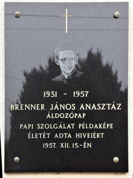 brenner-janos-emlekere-01